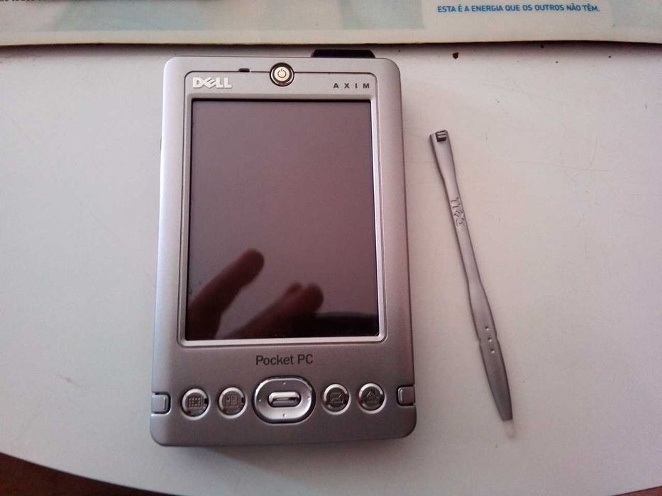 Pocket PC Dell Axim X30 com estojo de afixação ao cinto