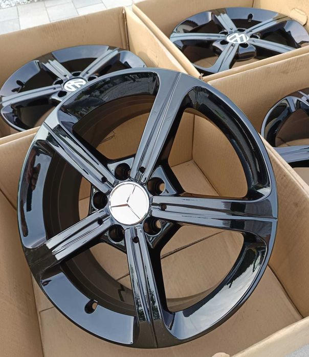 #M21C Alufelgi R17 5x112 ET44 Mercedes A B CLA GLA GLB