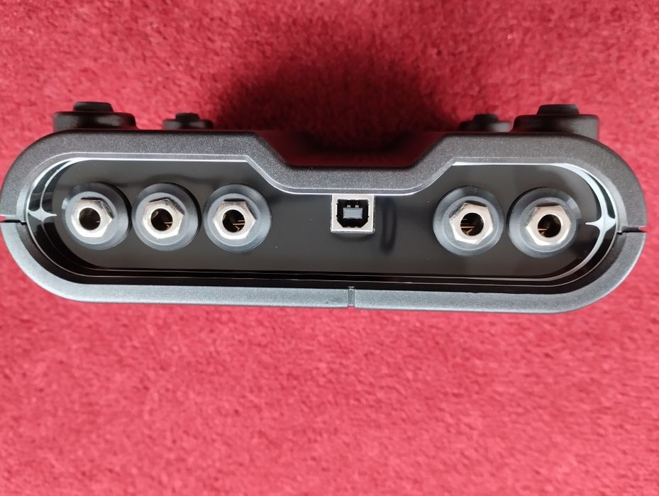 Interface USB Line 6 POD Studio UX1 (Novo)