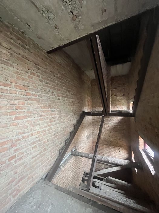 Продаж будинку місто Мостиська