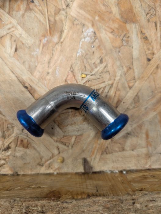 KOLANO press 90° DWUKIELICHOWE 15mm NIERDZEWNE simplesta 10szt