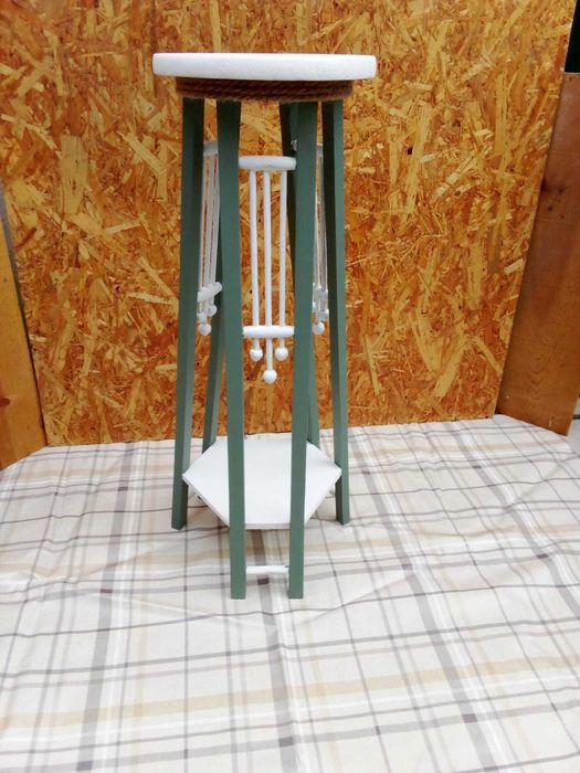 Mobiliário antigo restaurado