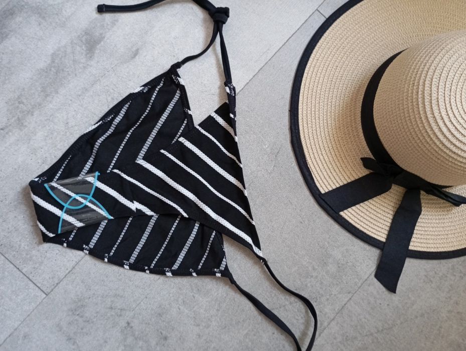 Majtki bikini wiązane