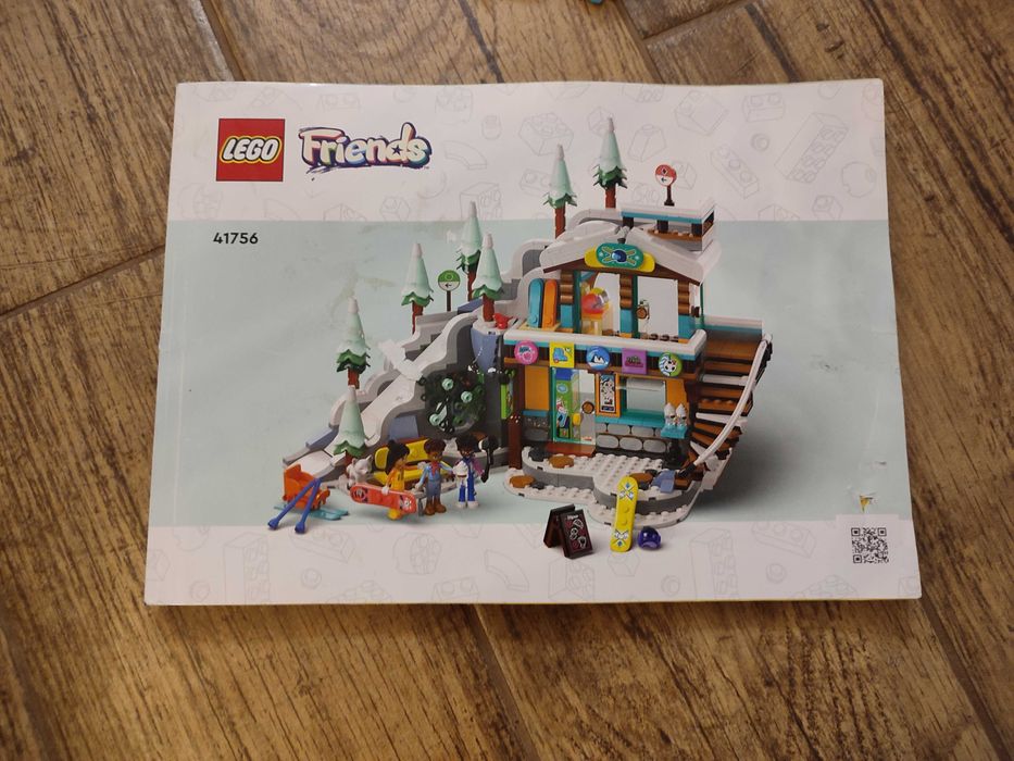 LEGO 41756 Friends - Stok narciarski i kawiarnia