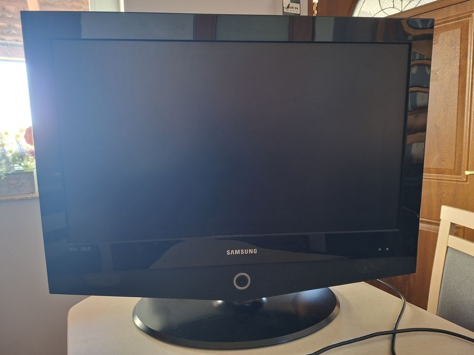 Telewizor samsung 32" + dekoder dvbt.