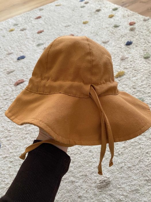 Kapelusz czapka od słonca Lil boo jak nowy 1-2 lata