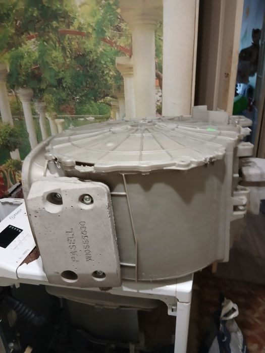 Пральна стіральна машинка Індезіт. Вірпул...ЗАПЧАСТИНИ.