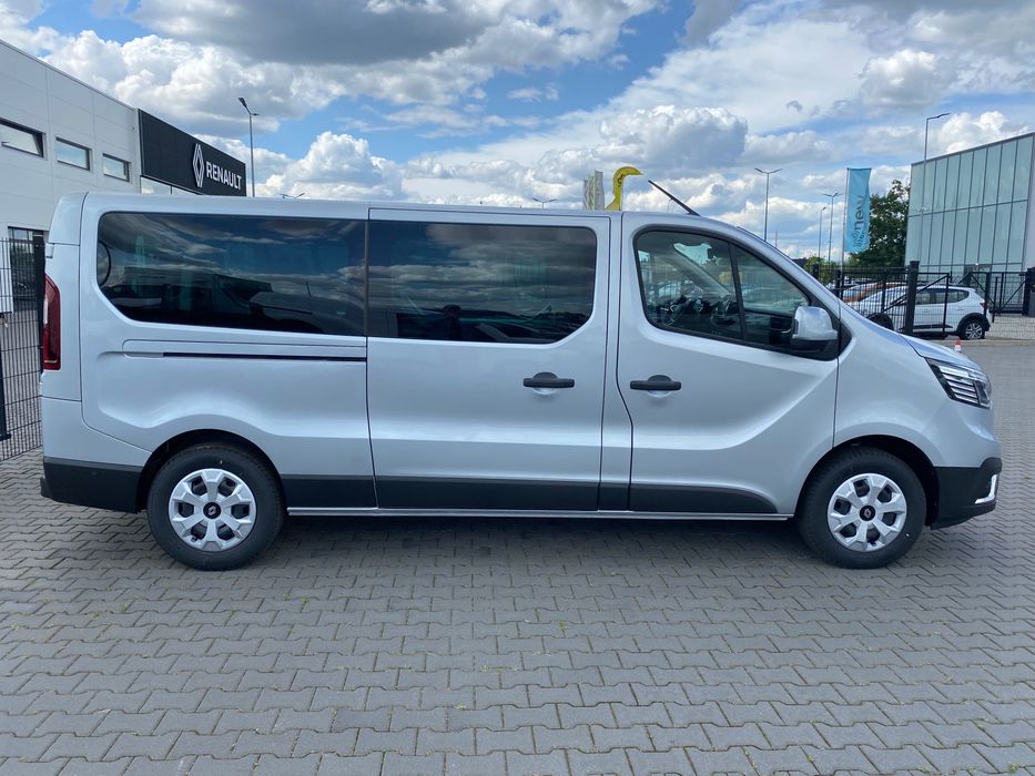 Nowy Renault Trafic 9-osobowy, rok2025, przedłużany, bez limitu