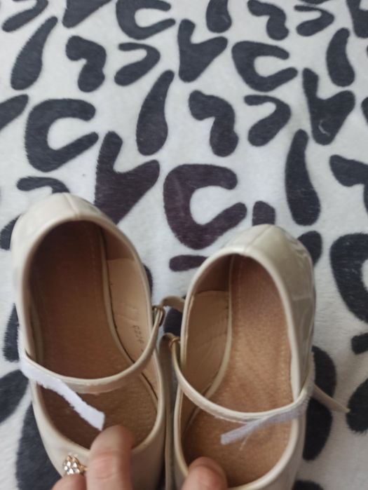 Buty baleriny lakierki