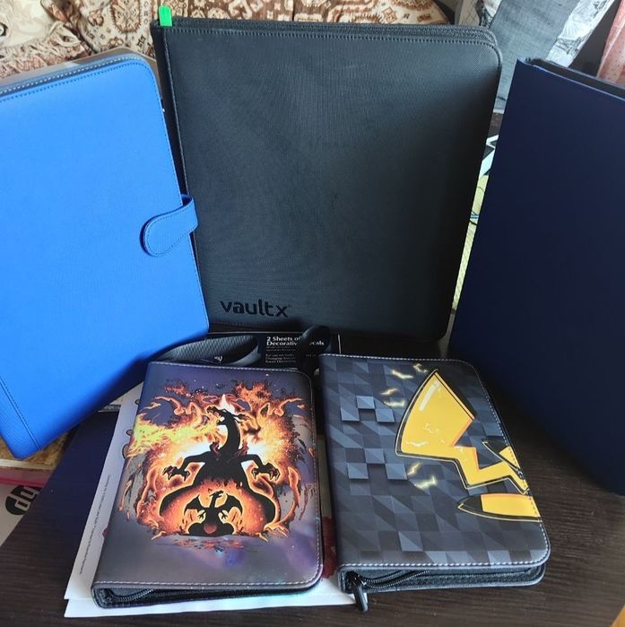 Продам альбомы для хранения карт Pokémon + лимитированные книги