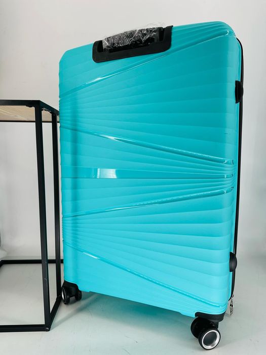 Nowa średnia walizka turkusowa miętowa torba bagaż 20 kg