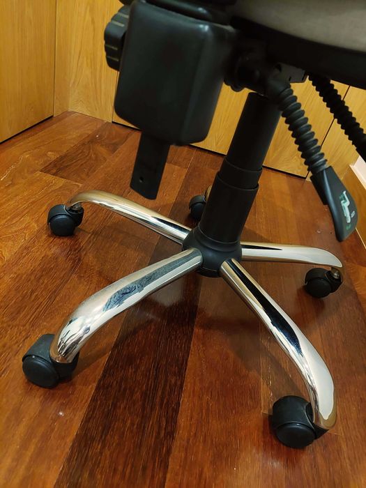 Cadeira de Escritório Confortável