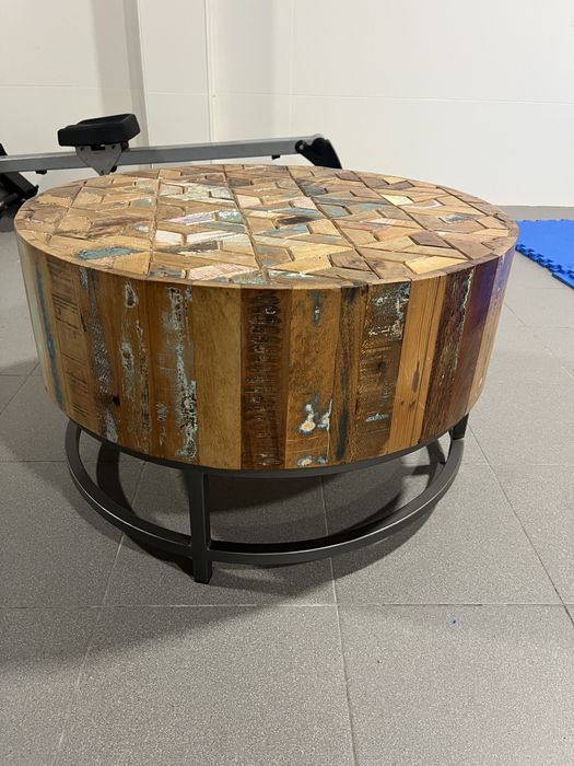 Mesa de apoio de sala