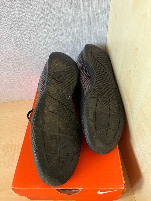 Sportowe buty nike 42