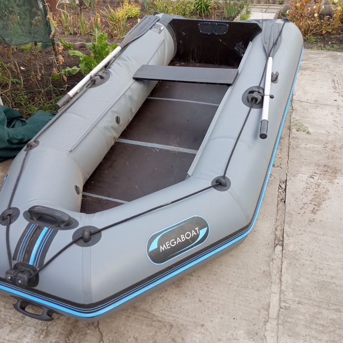 Продается надувная лодка  MEGABOAT  MT-300,
