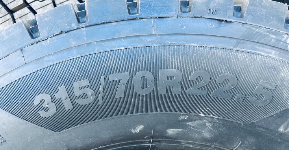 Шини нові 315/70 R22.5 SONIX SX 816 ведучі з ПДВ