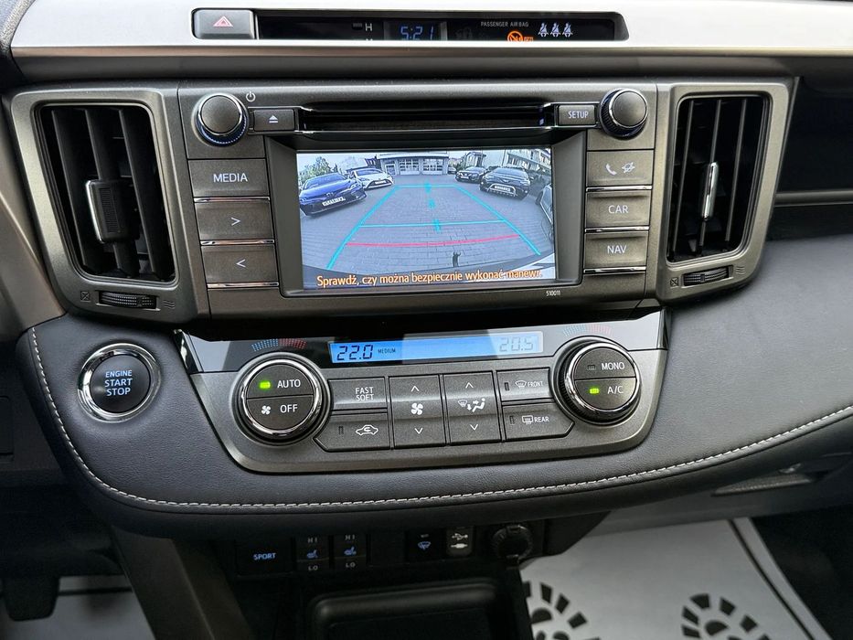 Toyota RAV4 AWD, podgrzewane fotele,  salon Polska, 82 tys km, serwis ASO