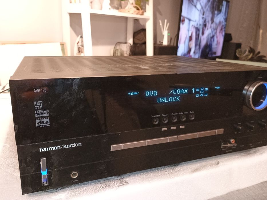 Amplituner AV Harman-Kardon
AVR 130
