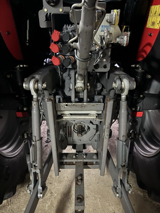 Massey Ferguson 5611 Dyna 4