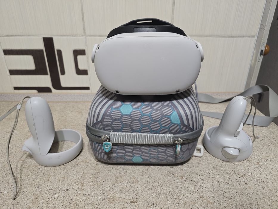 Окуляри віртуальної реальності Meta Oculus Quest 2 128 Gb