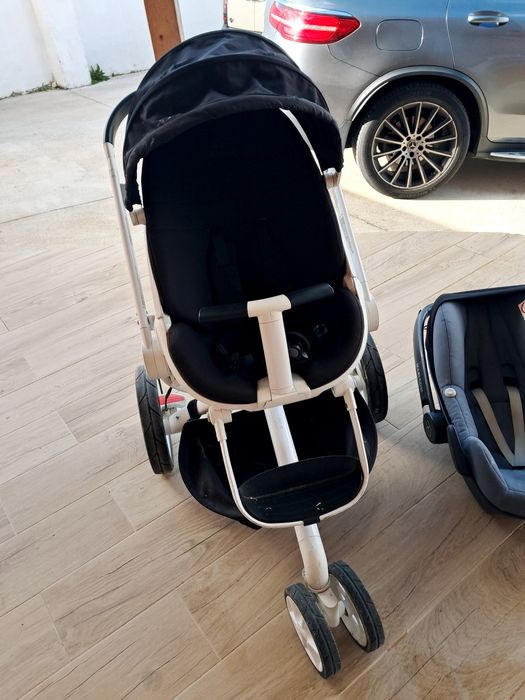 Carrinho de passeio Quinny Mood + ovo MaxiCosi