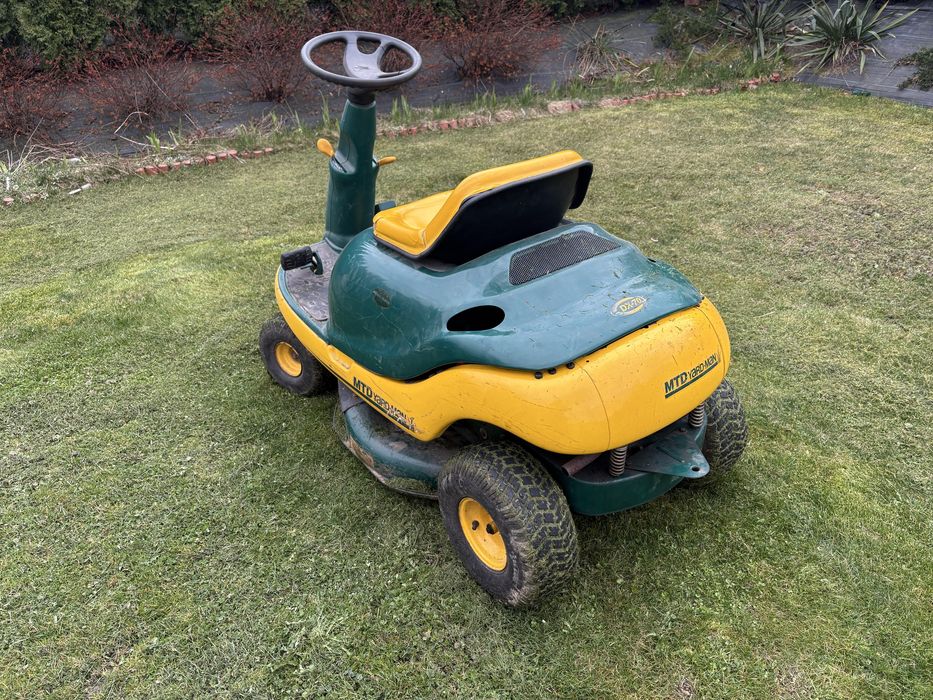 MDT Traktorek kosiarka