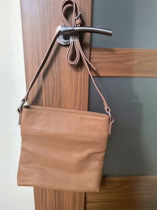 Torebka na długim pasku nowa