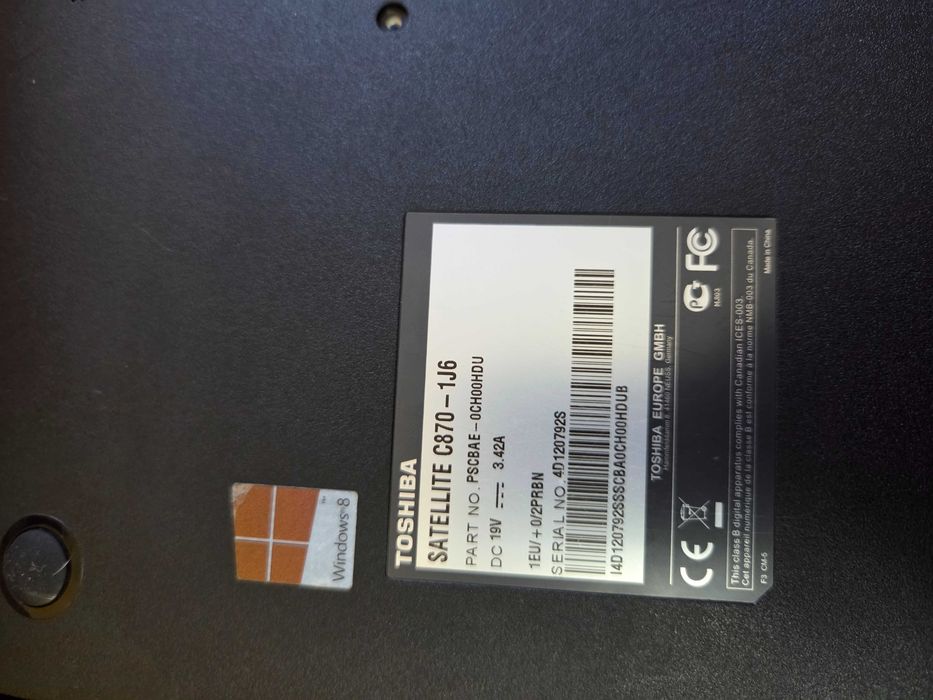 Toshiba Satelitte C870-1J6 Intel I3  6GB RAM