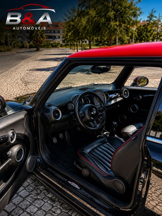 MINI John Cooper Works — fotografia 5