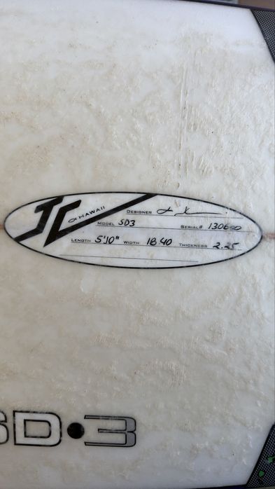 Prancha Surf 5’10 John Carper SD3 + Quilhas FCS + Capa FCS