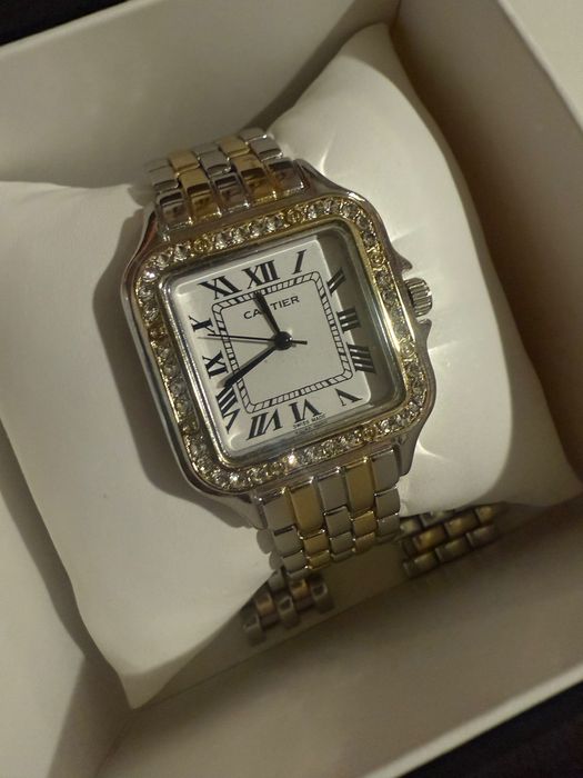 Жіночі часи CARTIER