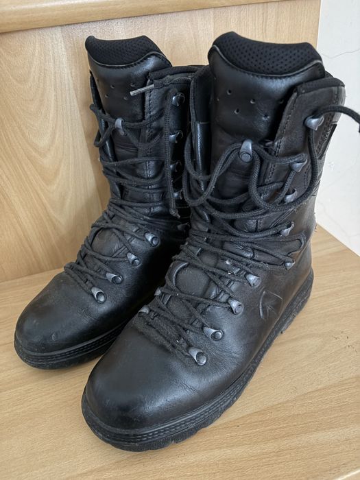Botas Militares HAIX Originais em Pele Preta – Tamanho 41