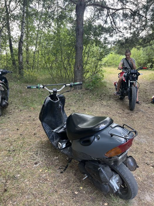 Suzuki lets 2.