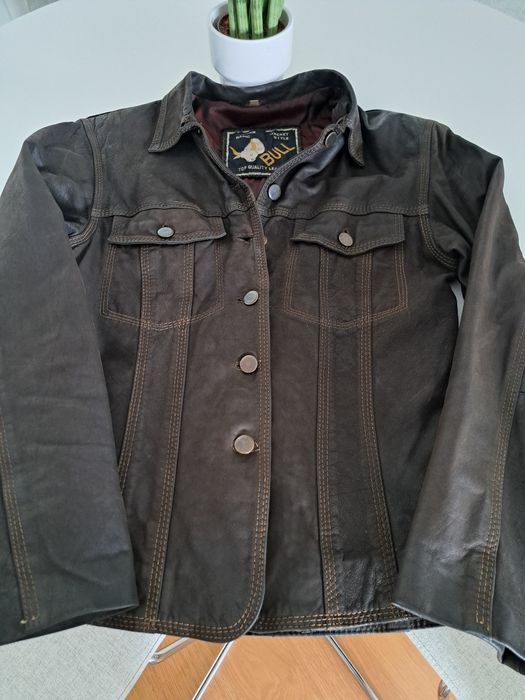 Casaco de pele de senhora castanho