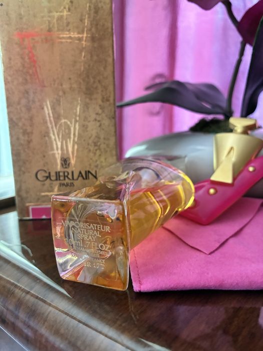 Champs Elysées Guerlain edt 20ml plus broszka