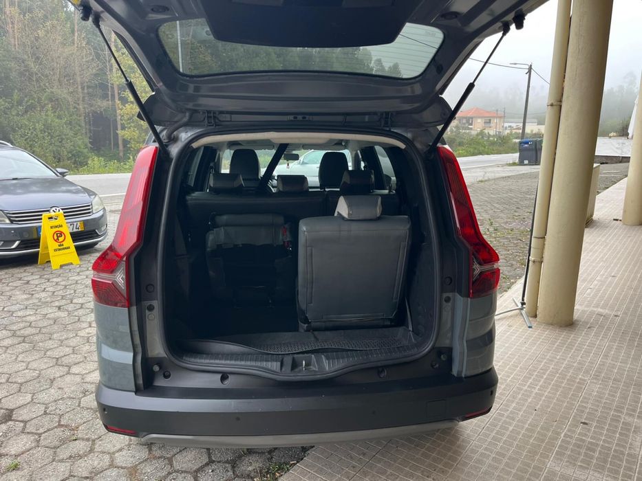 Dacia Jogger 1.0 ECO-G Extreme 7 L Bi-Fuel (IVA dedutível)