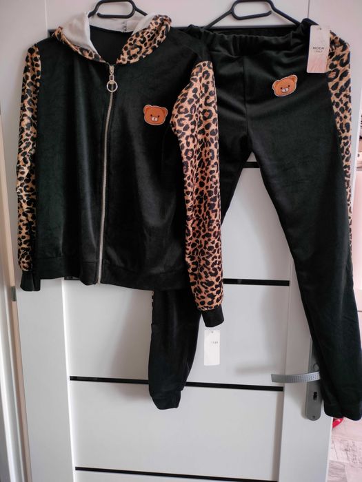 Nowy dres welur 146/152