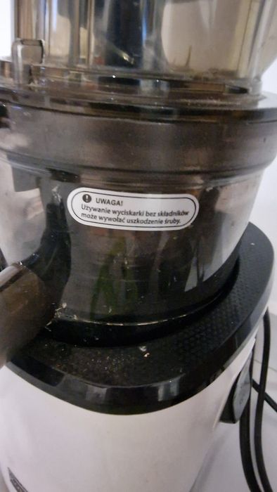 Kuvings Revo830 wyciskarka wolnoobrotowa biała
