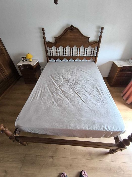 Conjunto quarto antigo - cômoda c/ espelho