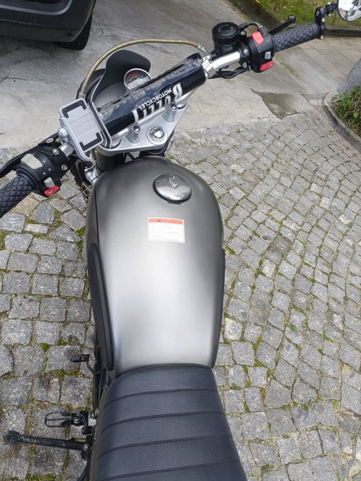 Moto Bullit Hero 125