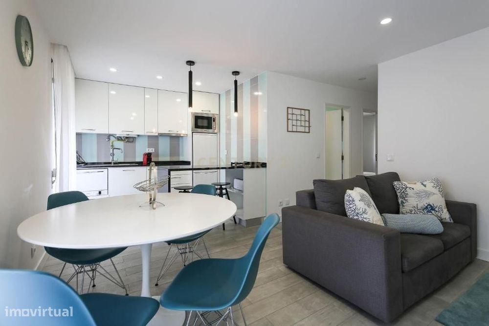 Apartamento a 80 metros da Praia da Nazaré