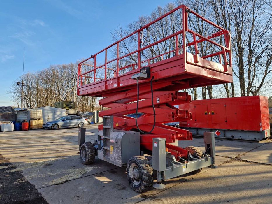 Ножничний підйомник Haulotte H15SXL, пеканіска