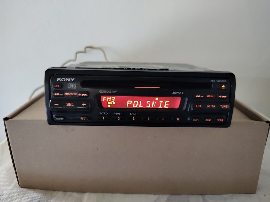 Radio samochodowe Sony CDX-5470RDS dwa kolory podświetlenia lata 90