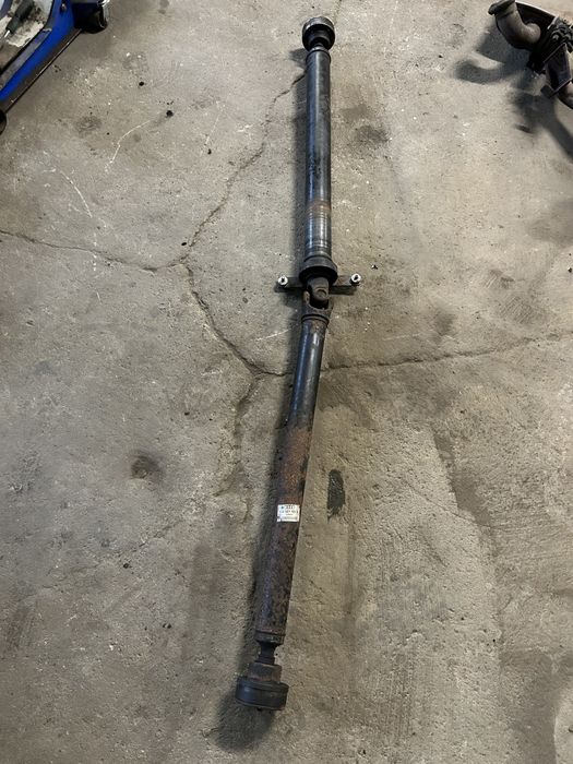 Wal napedowy audi A8 D2 3.7 V8