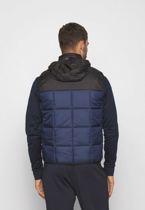 Жилет Lacoste BH1585-00 (M,L) безрукавка