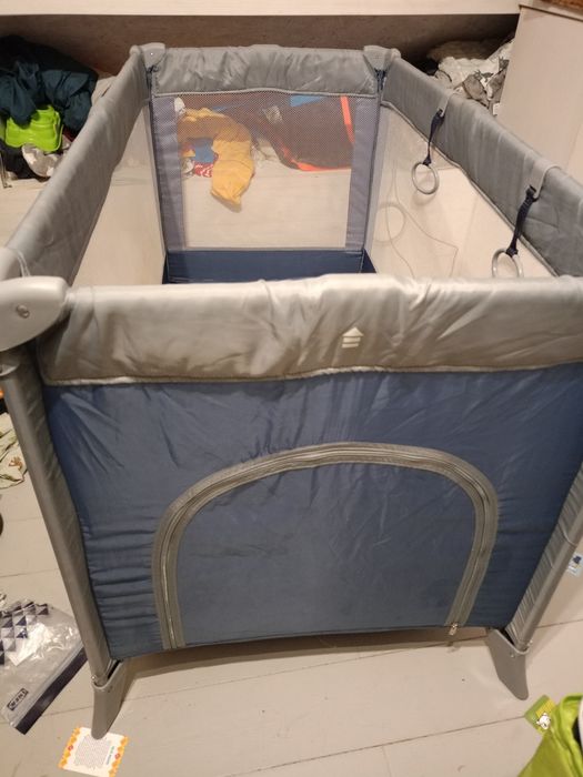 Łóżeczko turystyczne Kinderkraft i Smiki