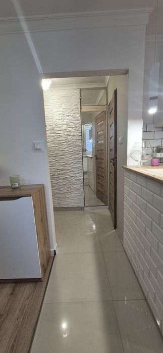 Do sprzedania piękna kawalerka na parterze w Brzezinach