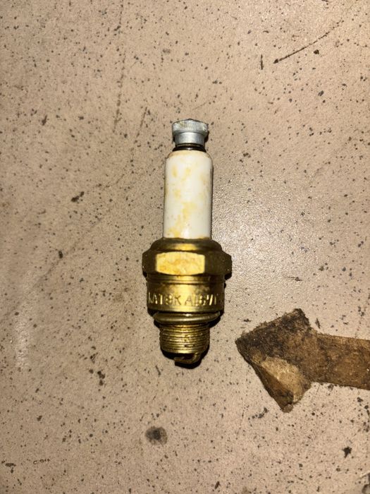 Свічі запалювання а16у зіл газ уаз нові ідеал