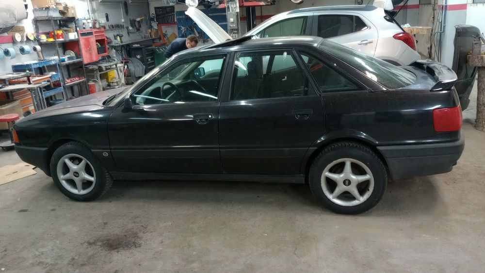 Audi 80