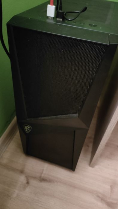 Komputer gamingowy ryzen 5 5600x/16gb/1000gb ssd/ rtx 4060 6gb